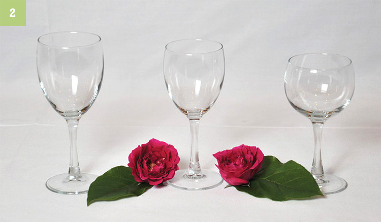 Lot of 4 Clear Crystal Champagne Flutes With Hexagon Stems 7